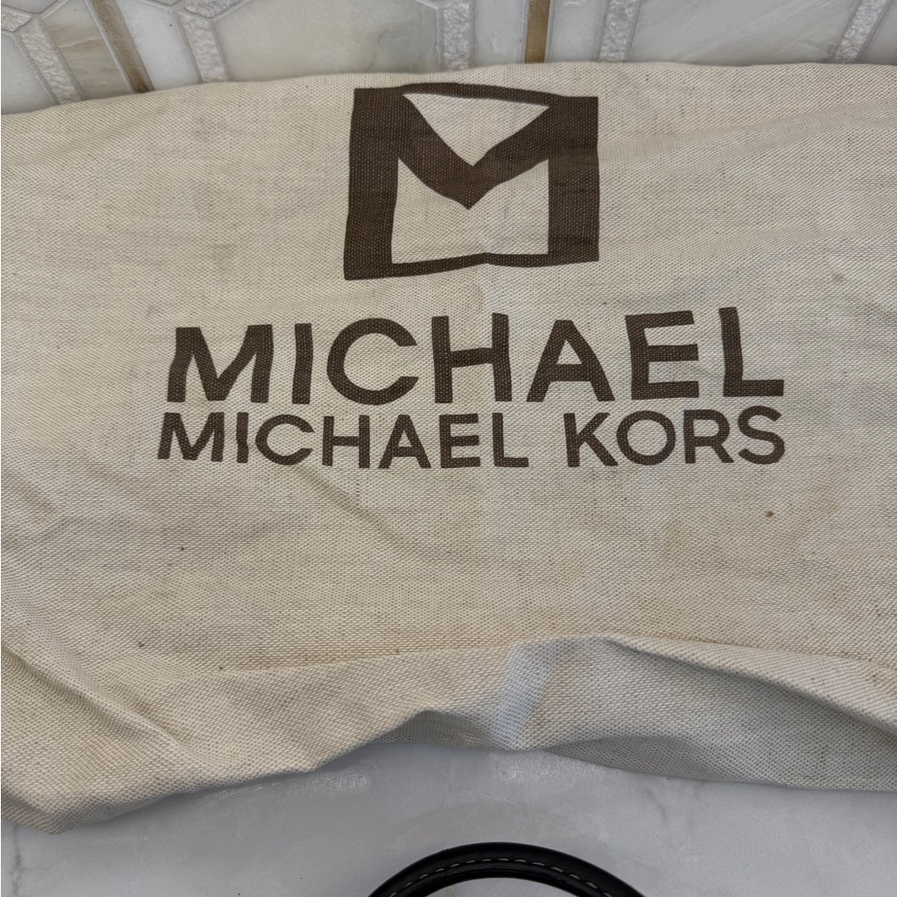 Vintage Y2K Michael Kors satchel black leather gold hardware early 2000s buckles - Picture 10 of 10